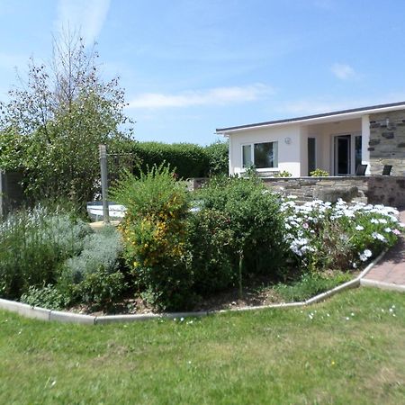 One Bedroom Bungalow With Private Garden At Parkland, Near Kingsbridge Kingsbridge  Bagian luar foto