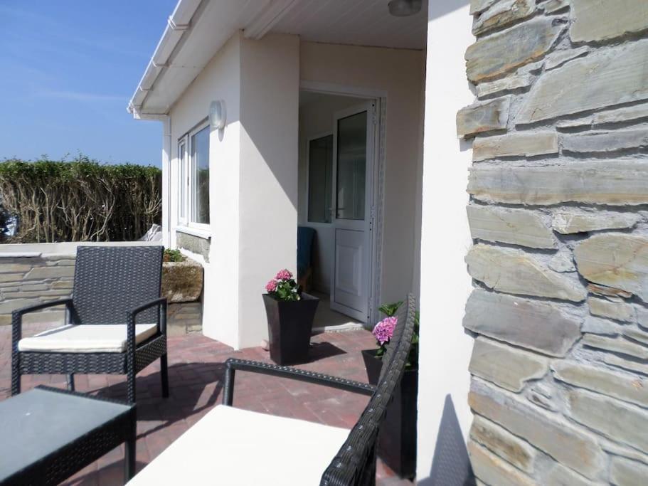 One Bedroom Bungalow With Private Garden At Parkland, Near Kingsbridge Kingsbridge  Bagian luar foto